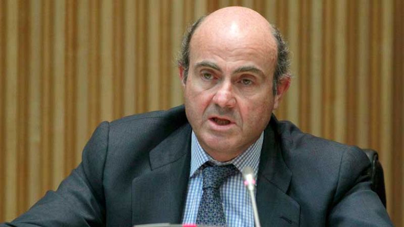 De Guindos encargará otras tres auditorías de la banca y defiende una Bankia "profesionalizada"