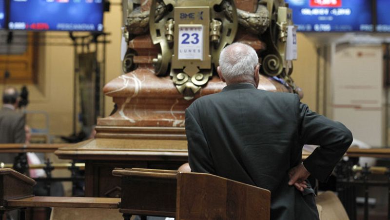 Las Bolsas europeas cierran con pérdidas antes de la cumbre europea sobre el crecimiento