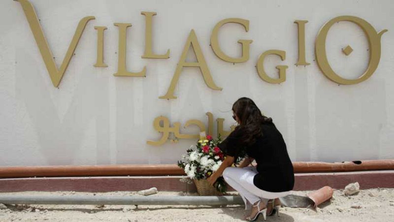 El padre de los tres hermanos españoles fallecidos denuncia que los bomberos tardaron hora y media