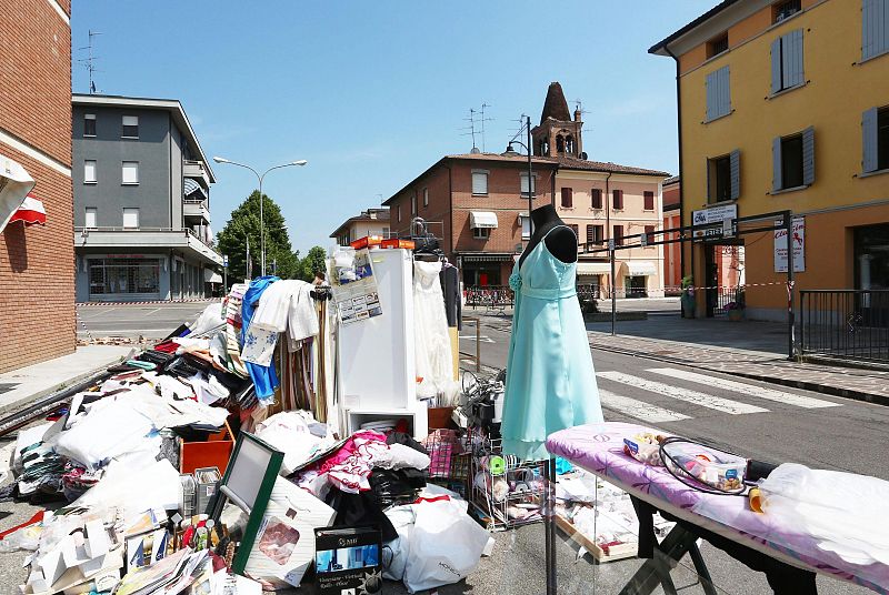 El pillaje y el miedo a las réplicas ahondan el sufrimiento de las víctimas del seísmo en Italia