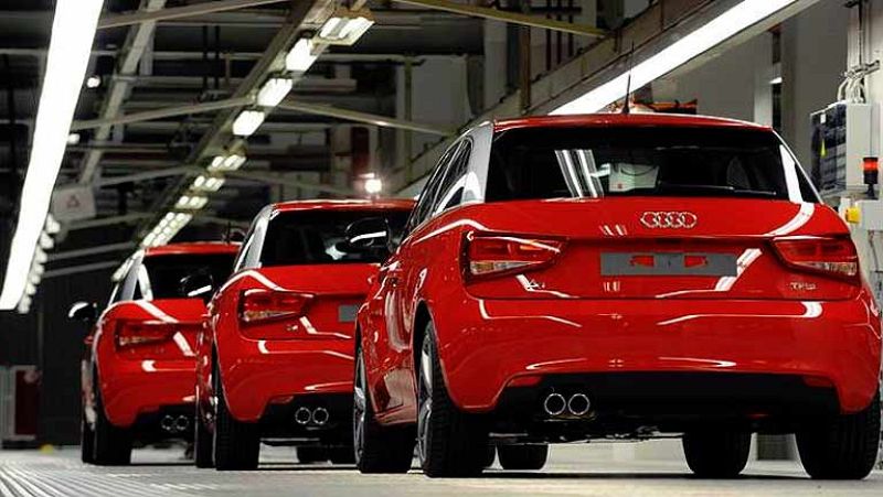 Las matriculaciones de turismos retroceden un 8,2% en mayo respecto al mismo mes de 2011