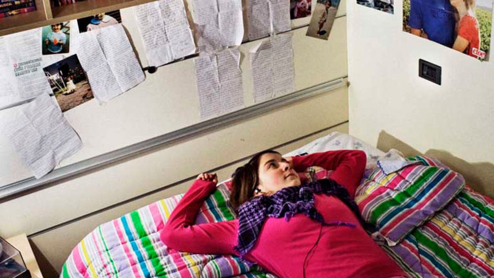 Stefano Giogli retrata a adolescentes en 'L'unico eri tu' | Ver