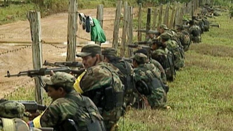 Las FARC hablan por primera vez de desarme en un comunicado que suscita dudas