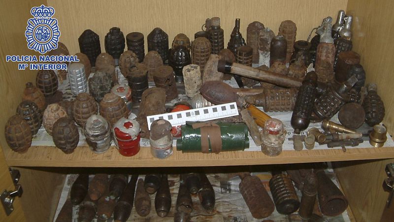Intervenidas cientos de armas y material militar de la Guerra Civil española y la II Guerra Mundial