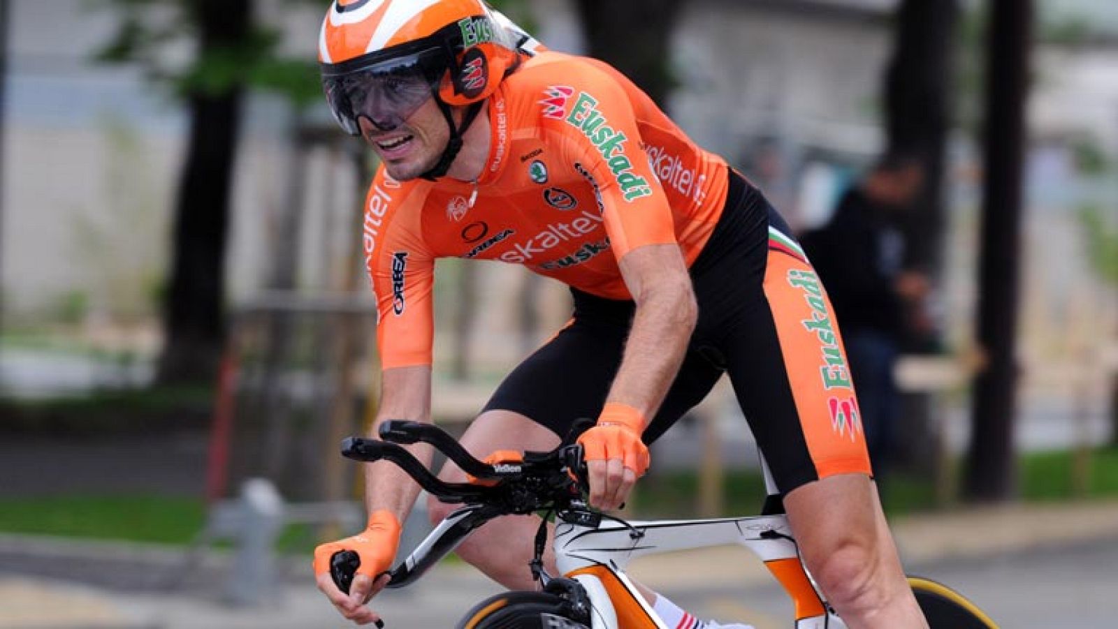 Samuel Sánchez da el susto | Ver