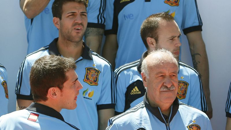 Fábregas vuelve a ejercitarse con la 'Roja' mientras que Arbeloa no entrena