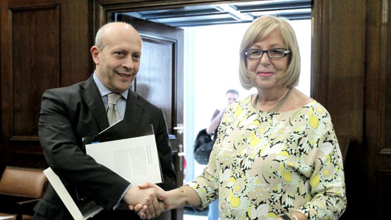 Educación dice que cada autonomía calculará sus costes académicos y aplicará sus tasas