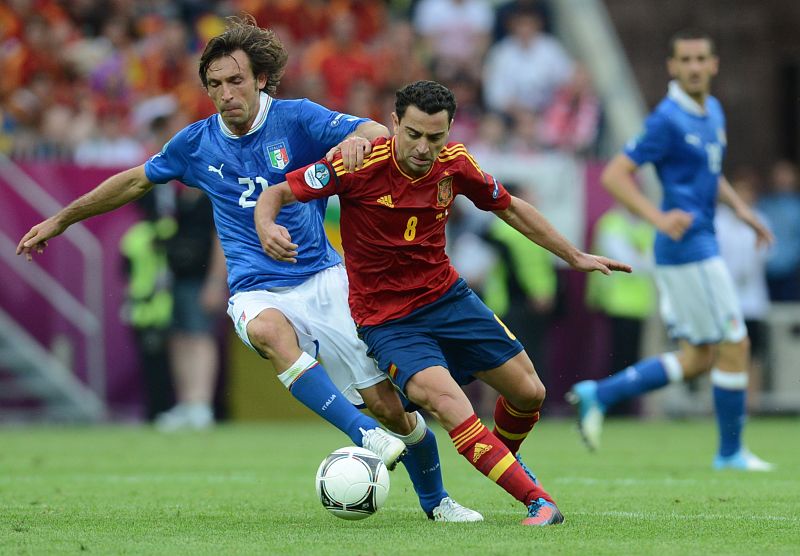 Los jugadores españoles, enfadados por el estado del césped en el partido ante Italia