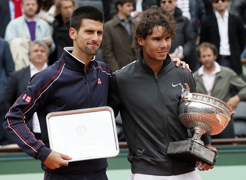 Djokovic: "Nadal es el mejor sobre tierra"