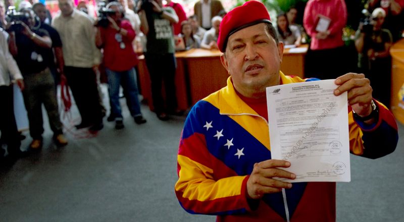 Chávez formaliza su candidatura para las próximas elecciones presidenciales del 7 de octubre