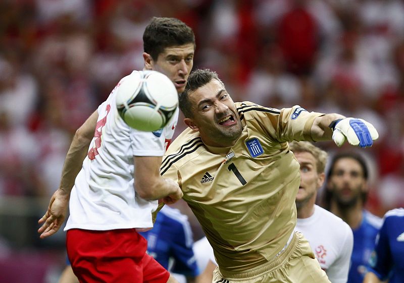 Polonia, en manos de su delantero Lewandowski ante Rusia