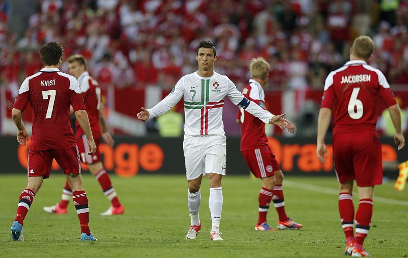 Portugal mantiene sus opciones a pesar de los fallos de Cristiano Ronaldo