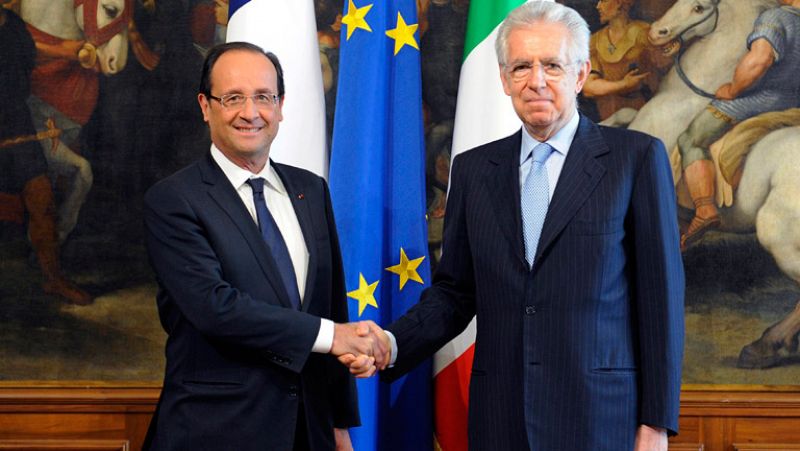 Hollande y Monti piden que se concrete la ayuda a España ante la presión de los mercados