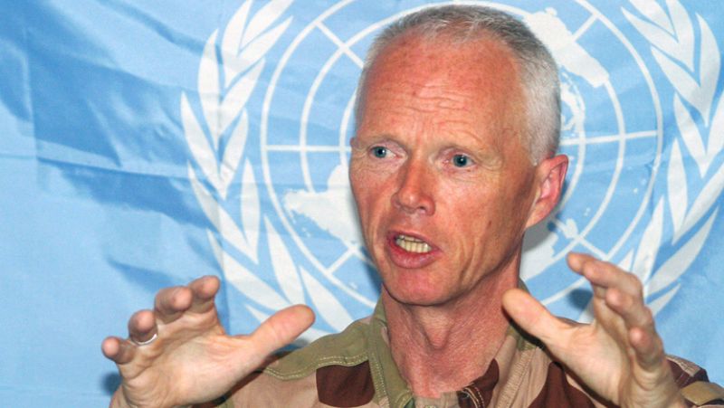Los observadores de la ONU suspenden su misión en Siria