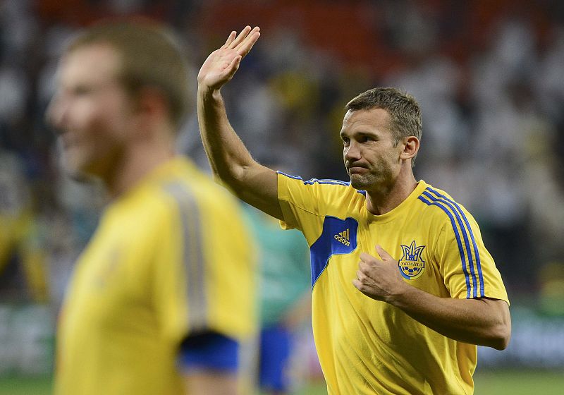 Shevchenko anuncia que deja la selección de Ucrania