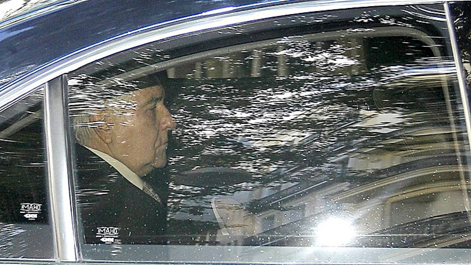 Dívar llega al CGPJ para dar su respuesta "contundente"