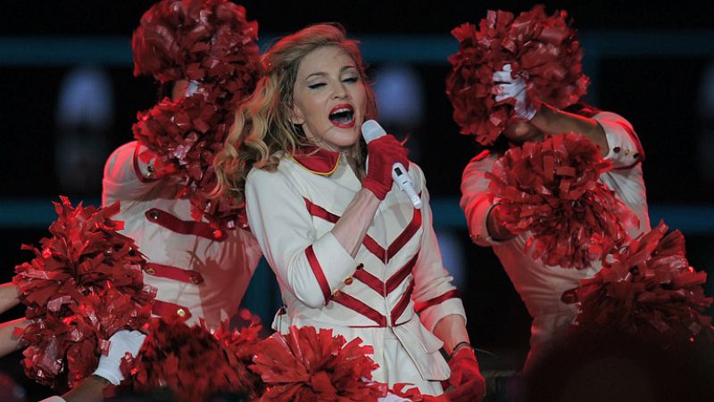 La reina del Pop se aferra al trono y deslumbra en Barcelona con 'MDNA Tour'