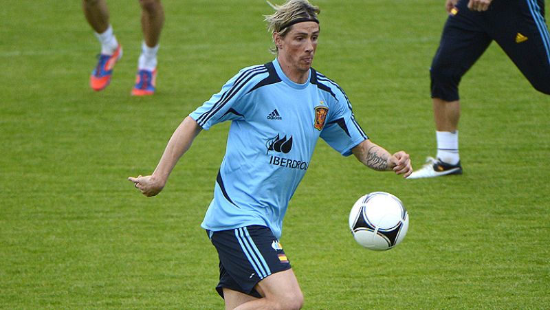 España afina la puntería de sus 'nueves'