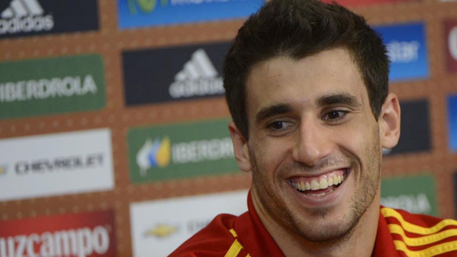 El Bayern de Múnich y el Barça van a la caza de Javi Martínez. El jugador del Athletic de Bilbao prefiere no mencionar nada del asunto hasta que concluya la Eurocopa.