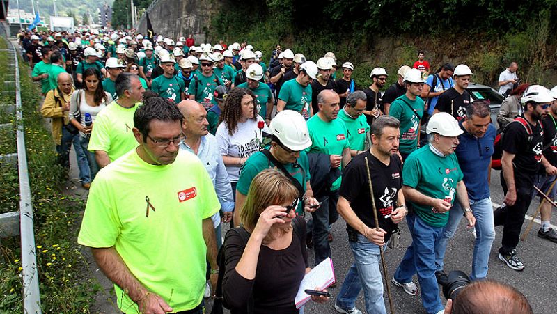 Mineros de Asturias, León y Teruel marchan a pie rumbo a Madrid contra los recortes