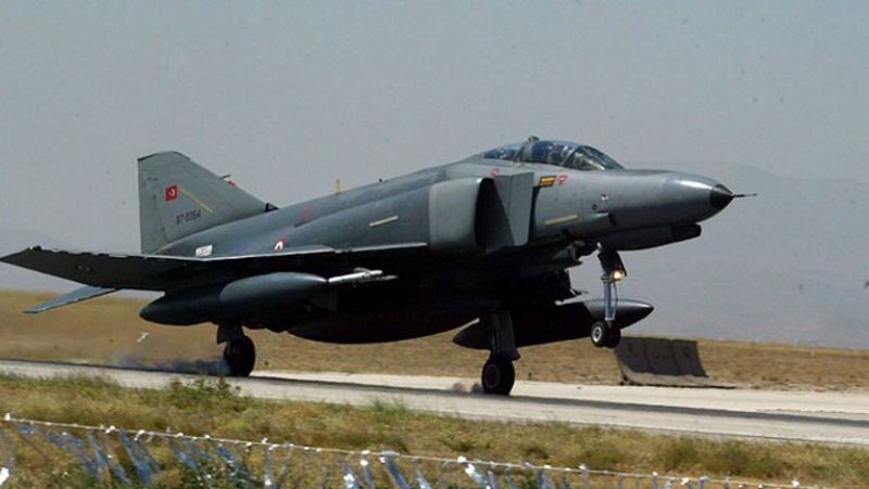 Turquía admite que su avión pudo haber vulnerado el espacio aéreo de Siria