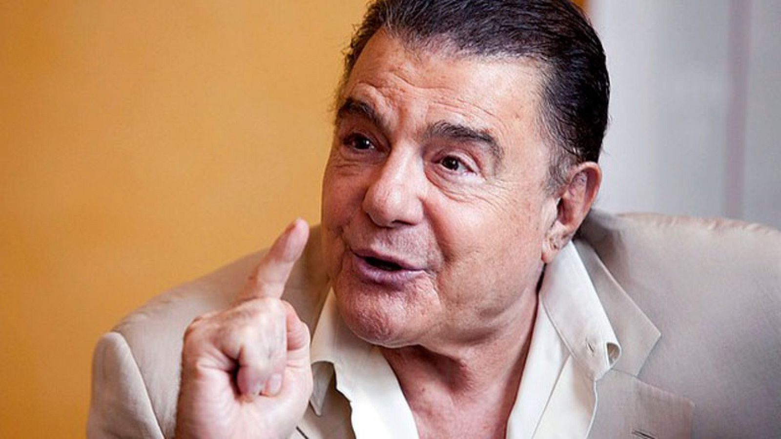 Reacciones de la profesión a la muerte de Juan Luis Galiardo