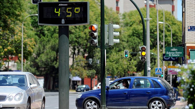 Veinte provincias permanecerán este domingo en alerta por altas temperaturas