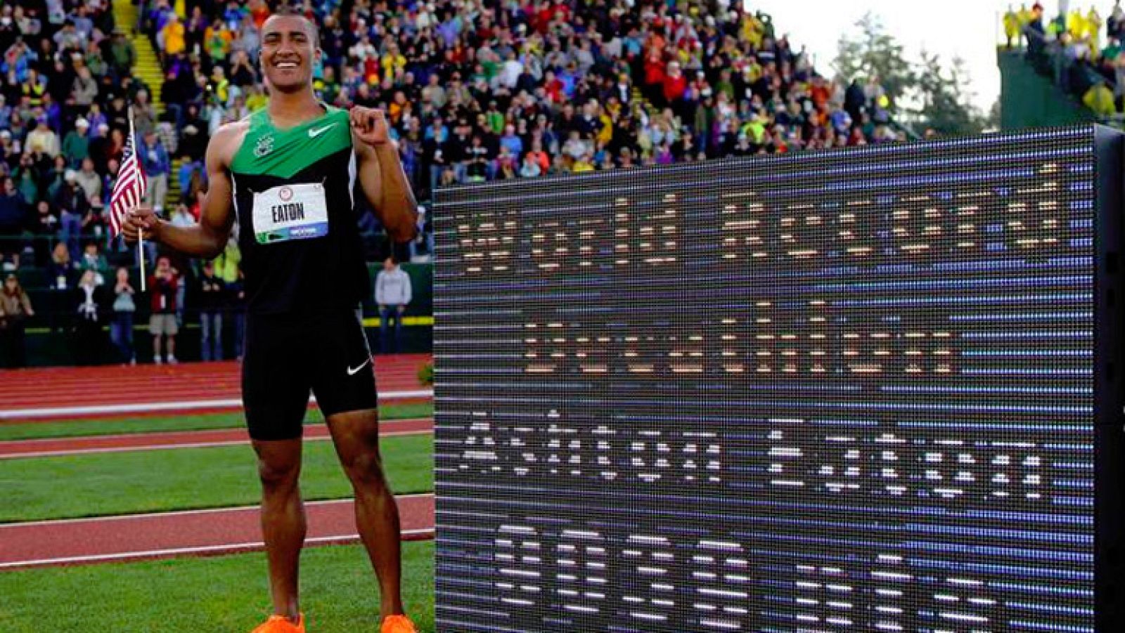 Ashton Eaton bate el récord mundial de decatlón | Ver