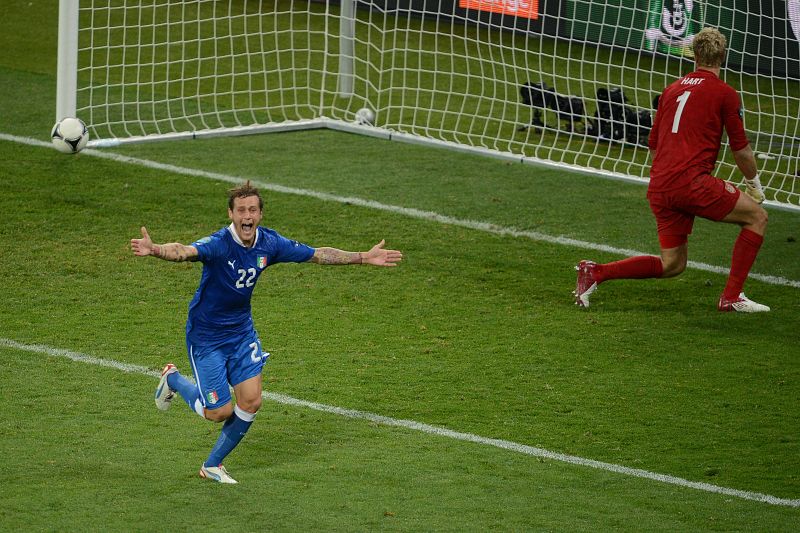 Italia elimina a una dura Inglaterra desde el punto de penalti