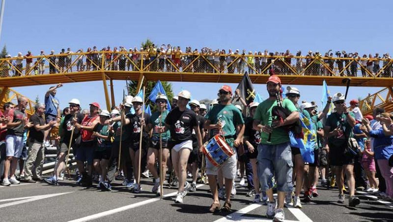 Los mineros se unen en León, en una 'marcha del carbón' hacia Madrid en contra de los recortes