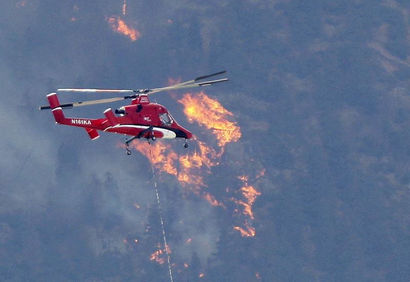 Evacuadas 32.000 personas por un incendio forestal en el estado de Colorado
