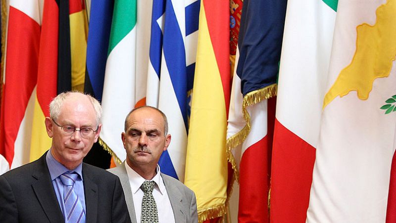 Europa busca reinventarse en la cumbre trascendental (ahora sí) para salvar al euro