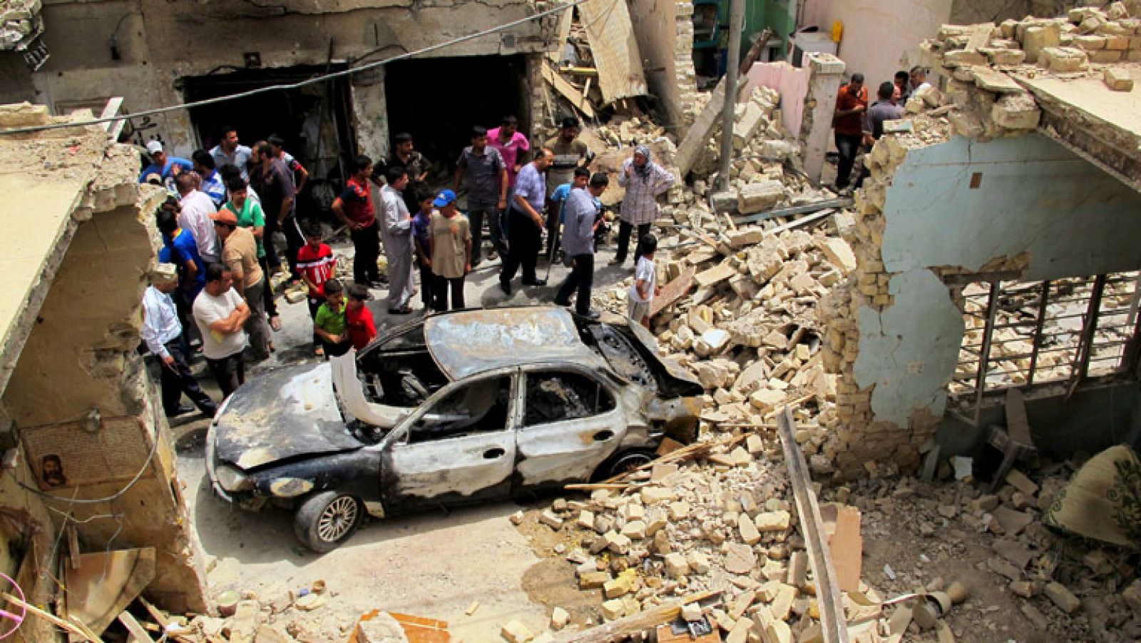 Mueren al menos 13 personas en tres ataques con bomba en Irak