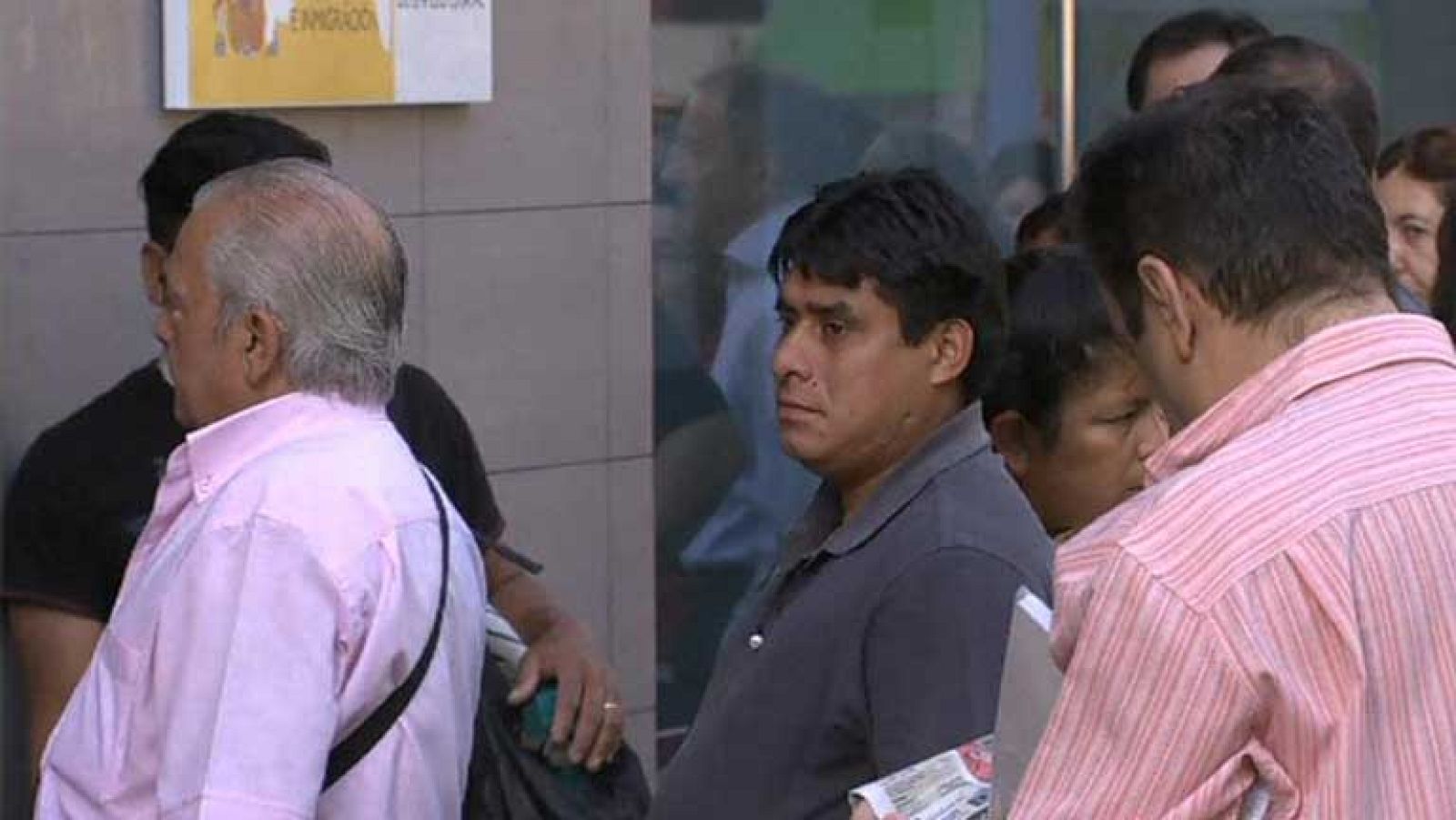 España se sitúa a la cabeza del desempleo en Europa con un 24,6% de parados en mayo