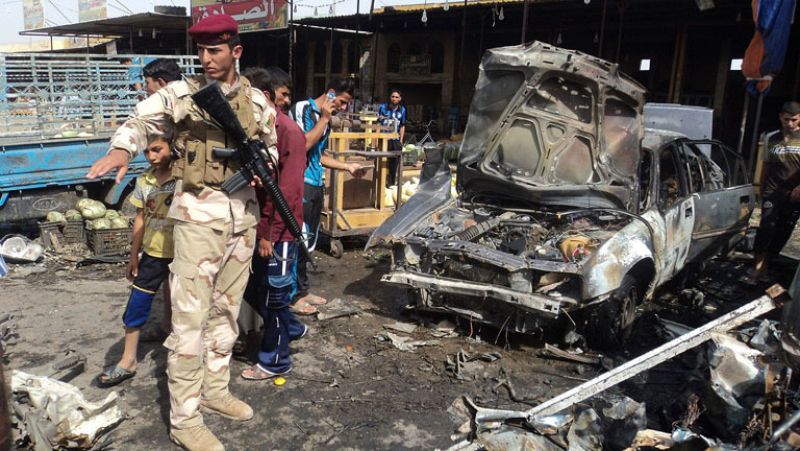 Al menos 40  muertos y 70 de heridos por una explosión en un mercado en Irak