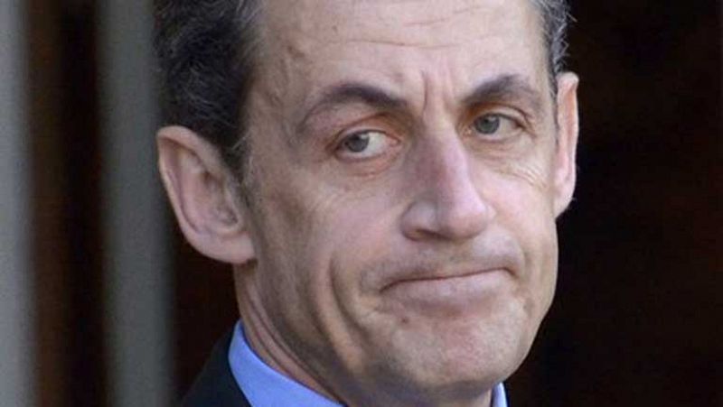 El domicilio y el despacho del expresidente Sarkozy, registrados por la Policía francesa