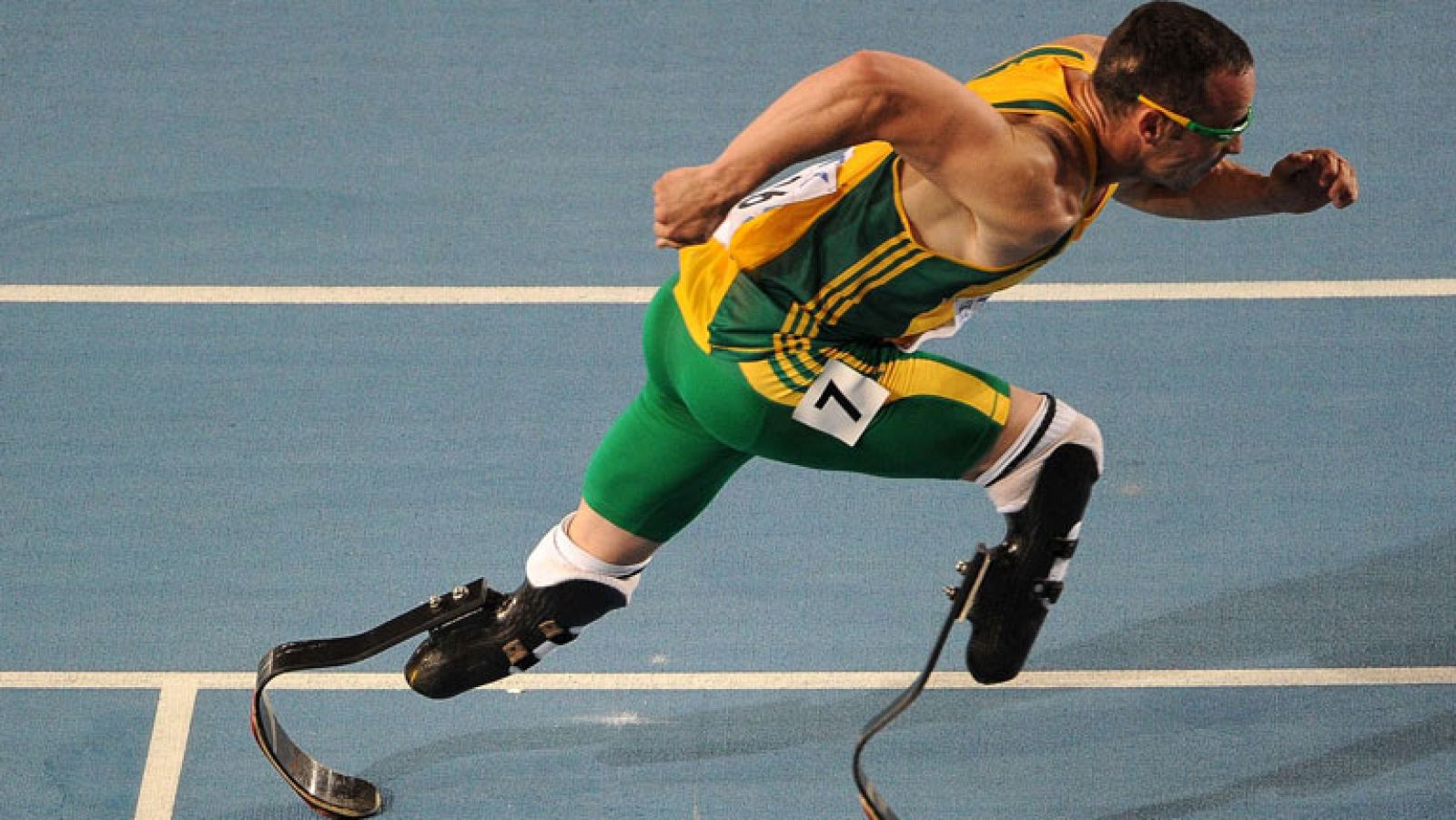 Pistorius, primer atleta olímpico con prótesis | Ver