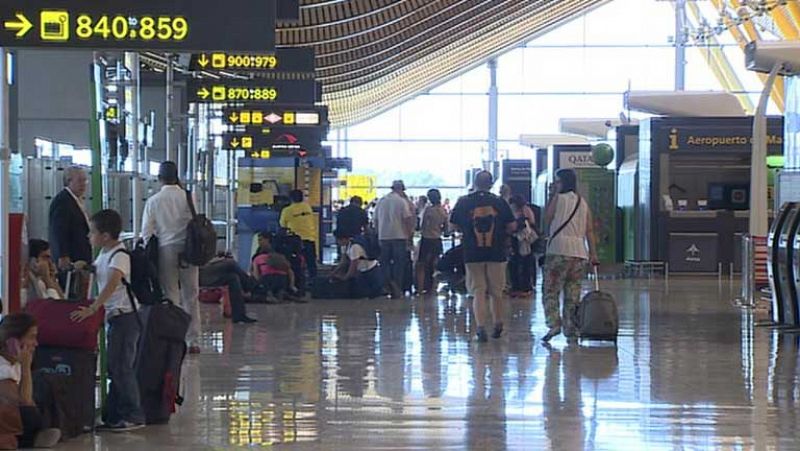 Las aerolíneas recurrirán "dentro y fuera de España" la subida de tasas aeroportuarias