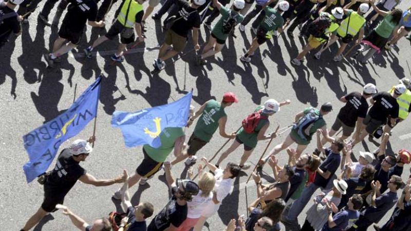 La 'marcha negra' suma apoyos a las puertas de Madrid y detienen a tres mineros en Asturias