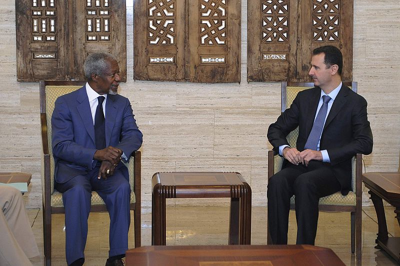 Kofi Annan llega a Teherán para tratar con sus dirigentes la situación siria