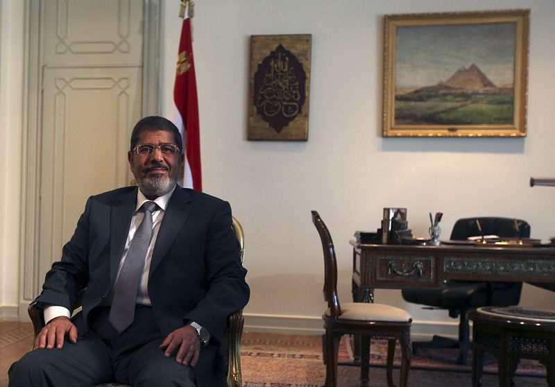 La Junta Militar egipcia se rebela contra Morsi y defiende su disolución del Parlamento