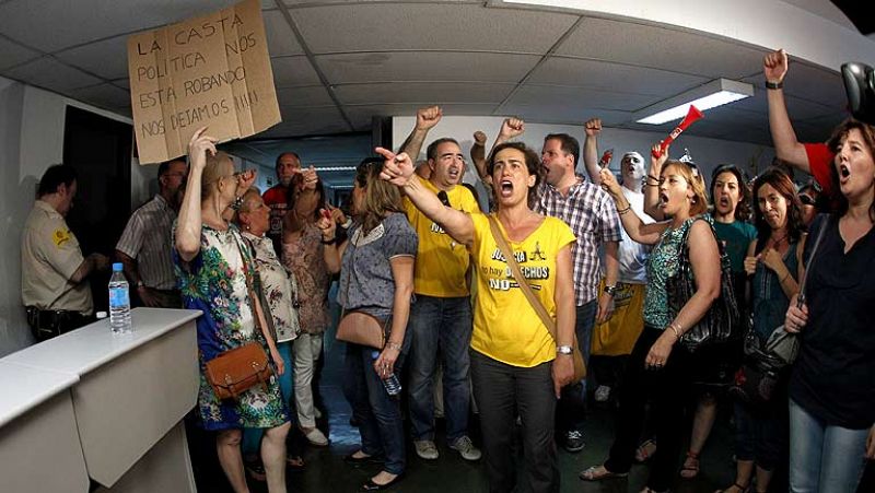 Los sindicatos anuncian protestas en toda España contra los nuevos recortes del Gobierno