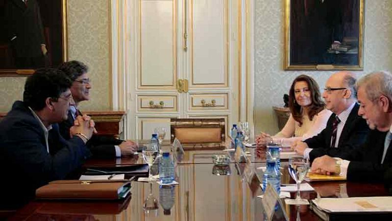 El Gobierno pedirá más esfuerzos a las CC.AA. y ofrecerá hispabonos para que se puedan financiar