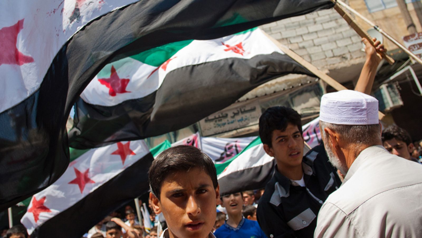 Observadores de la ONU consiguen entrar en la localidad siria de Treimsa