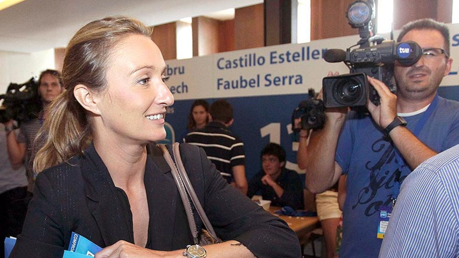 Andrea Fabra dice que su expresión a un diputado socialista fue "impropia"