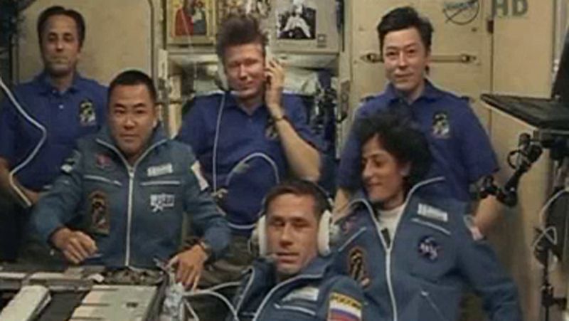 La ISS abre las puertas a sus nuevos tripulantes