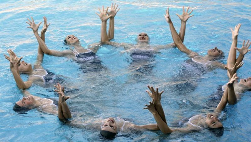 Las nadadoras españolas de los Juegos Olímpicos lucirán bañadores de Dolores Cortés