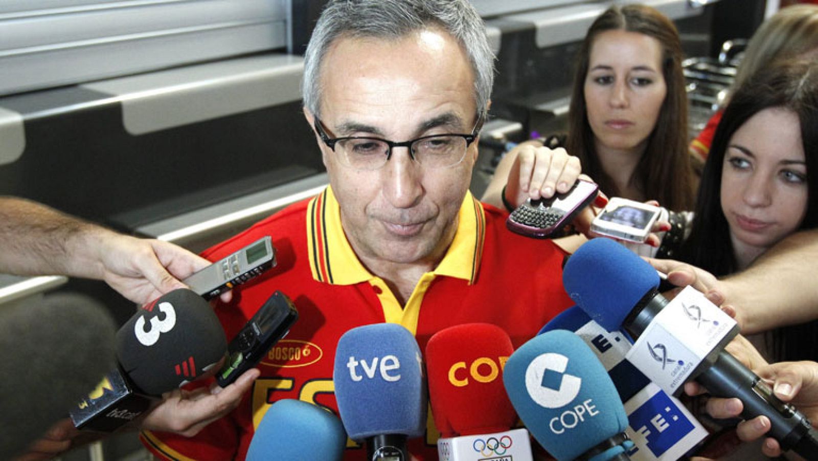 La primera expedición de deportistas españoles ya está en Londres | Ver