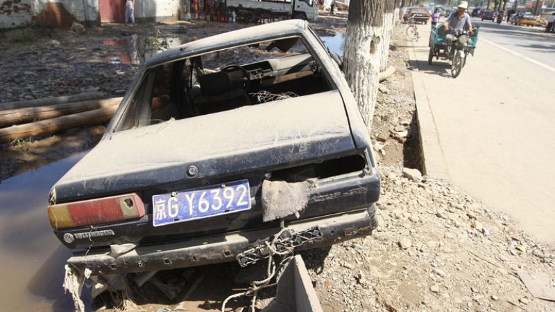Las autoridades de Pekín reconocen errores y elevan a 77 los muertos por las lluvias torrenciales