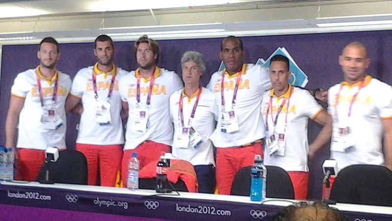 El waterpolo masculino español inicia el camino hacia el sueño de las medallas